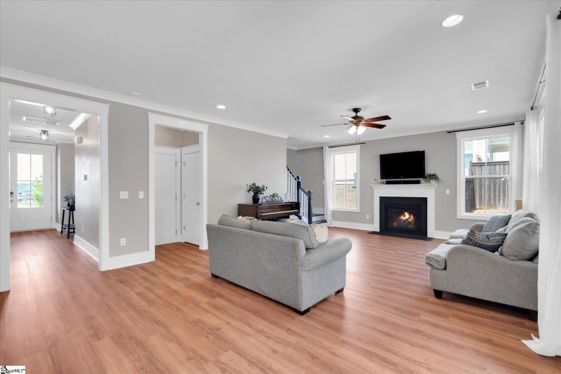 Property image 2 at 200 Noble Street, Greer, SC 29651