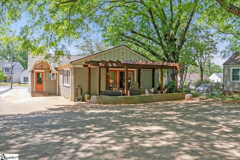 Property image 3 at 111 Old Augusta Road, Greenville, SC 29605