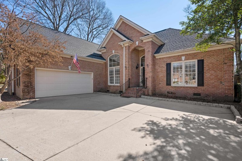Property image 3 at 110 Clairewood Court, Greenville, SC 29615