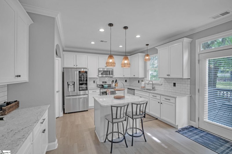Property image 5 at 6 Verona Circle, Simpsonville, SC 29681-6615