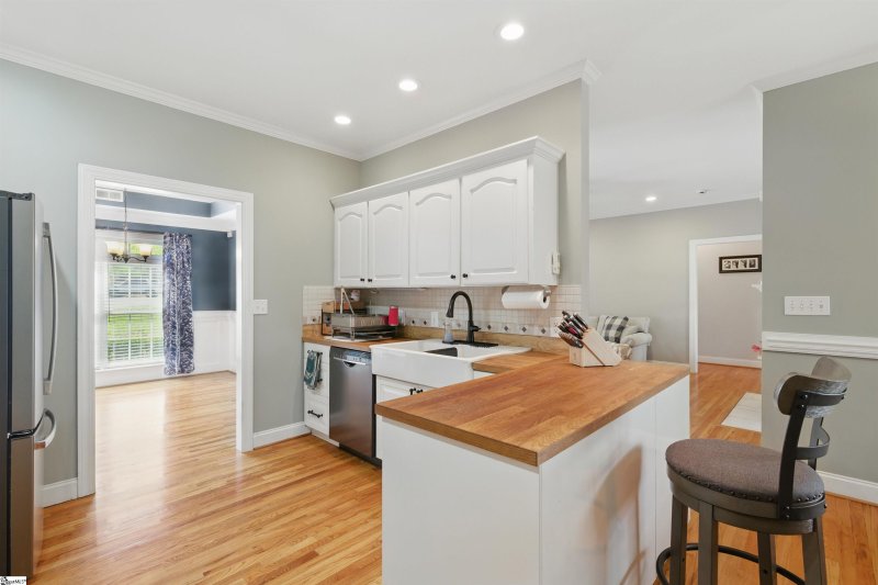 Property image 3 at 918 Winslow Court, Boiling Springs, SC 29316