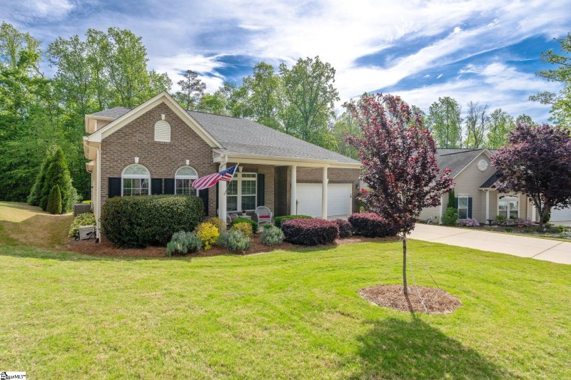 Property image 2 at 214 Allendale Abbey Lane, Simpsonville, SC 29681