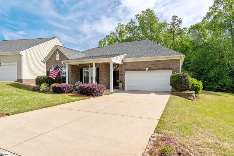 Property image 3 at 214 Allendale Abbey Lane, Simpsonville, SC 29681