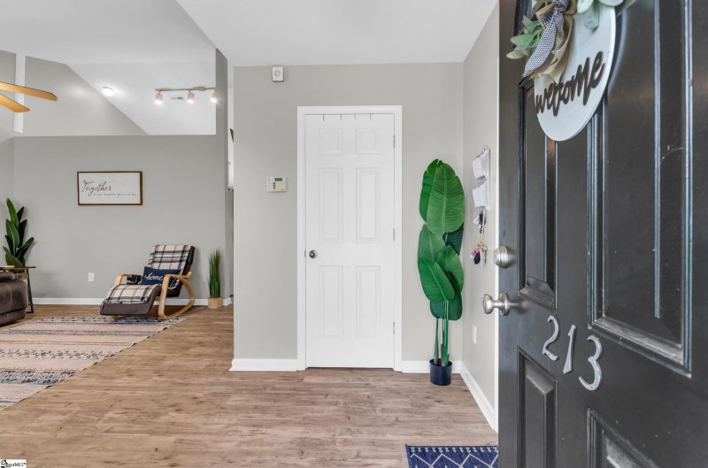 Property image 3 at 213 Haven Reach Way, Taylors, SC 29687