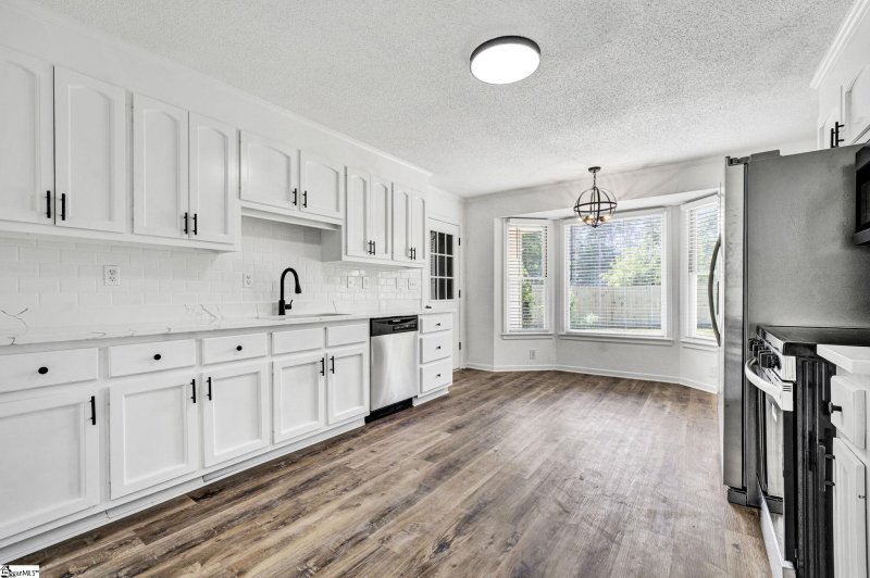 Property image 3 at 218 Spring View Lane, Taylors, SC 29687