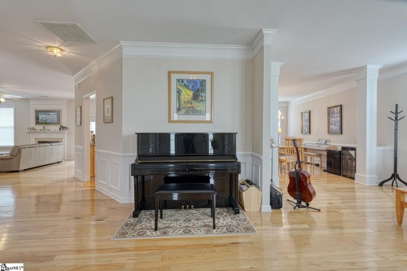 Property image 2 of 202 Branchester Court in Ashby Park, Greenville, SC 29607