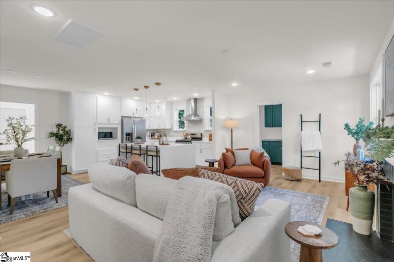 Property image 3 at 222 Potomac Avenue, Greenville, SC 29605