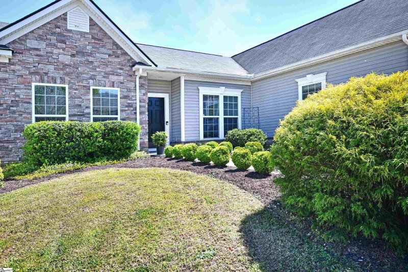 Property image 3 at 108 Chapel Hill Lane, Simpsonville, SC 29681