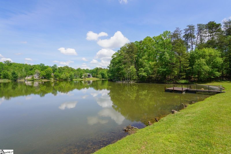 Property image 2 of 736 Willis Road in Cates Pond, Spartanburg, SC 29301