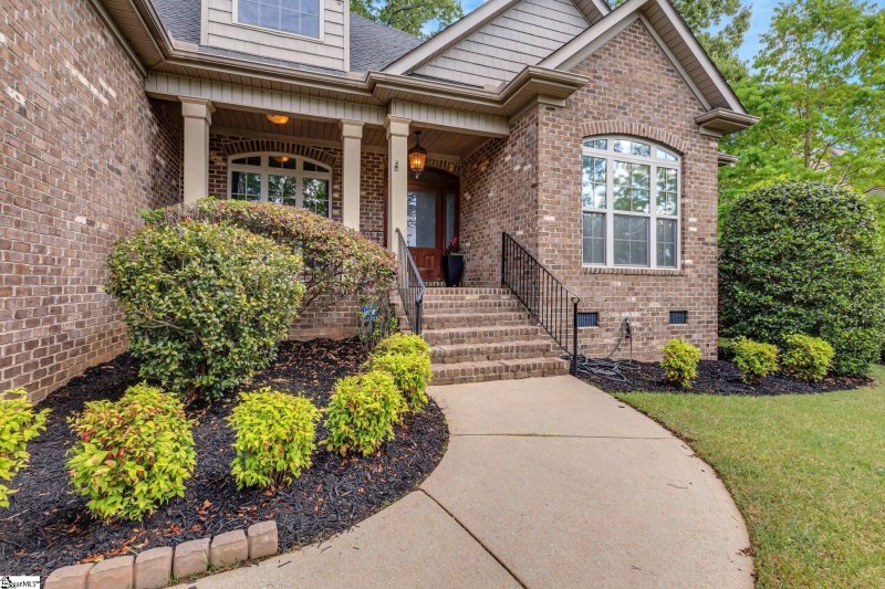 Property image 2 at 105 Crest Hill Drive, Fountain Inn, SC 29644