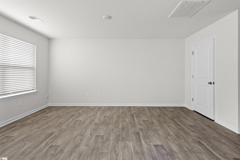 Property image 4 at 1228 N Norwhich Lane, Spartanburg, SC 29301