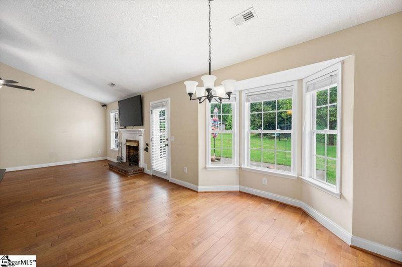 Property image 5 at 607 Ashley Commons Court, Greer, SC 29651