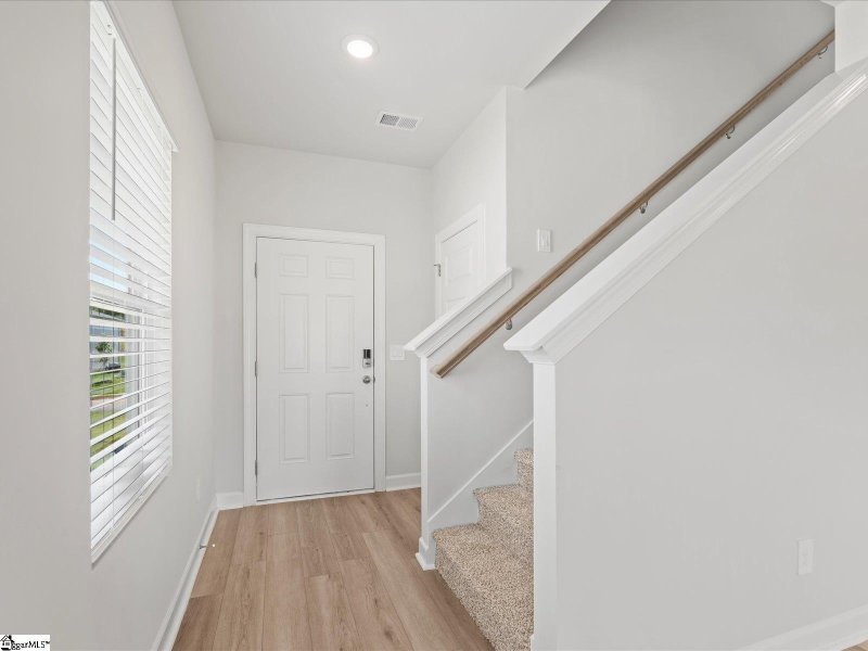 Property image 2 at 119 Gardner Avenue, Gray Court, SC 29645