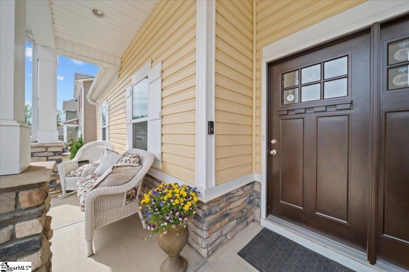 Property image 3 of 428 Icebow Road in Winterbrook, Fountain Inn, SC 29644