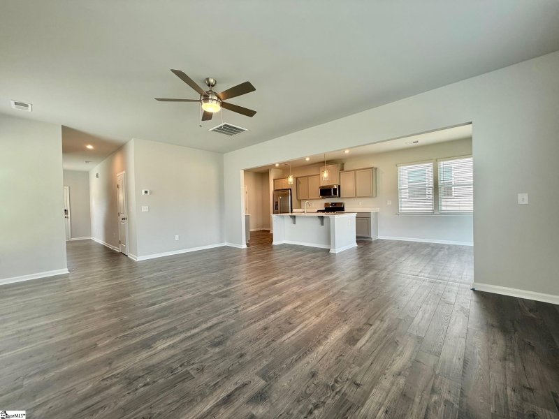 Property image 2 of 1812 Berkshire Lane in Westbriar Woods, Spartanburg, SC 29303