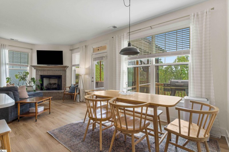 Property image 3 at 313 Glendon Street, Greer, SC 29651