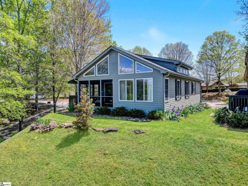 Property image 2 of 1230 Melton Road in Backwater Landing, West Union, SC 29696