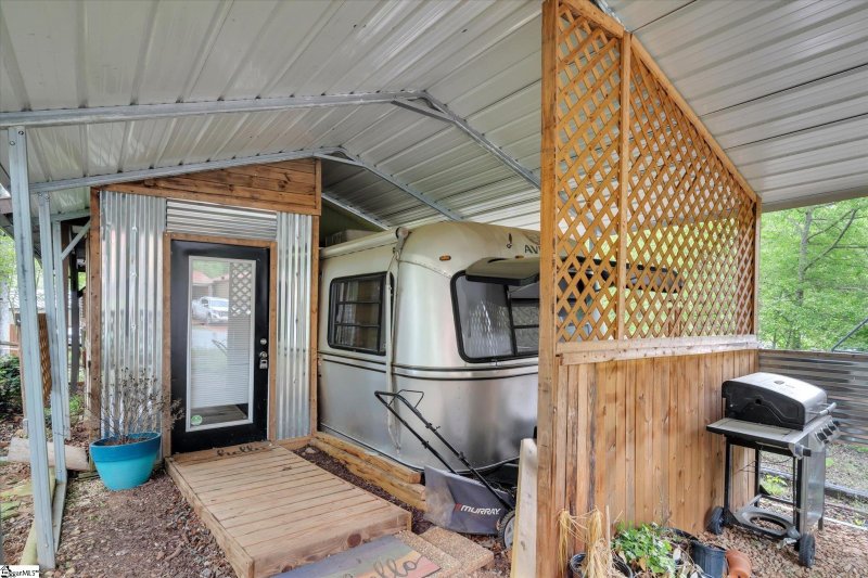 Property image 5 of 919 Talbot Drive in Foxwood Hills, Westminster, SC 29693-5644