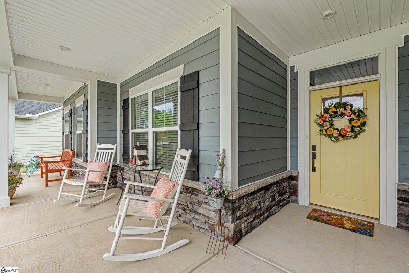 Property image 4 at 18 Pequot Drive, Greenville, SC 29607