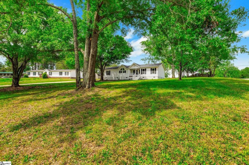 Property image 3 at 500 Ashford Oak Way, Simpsonville, SC 29680