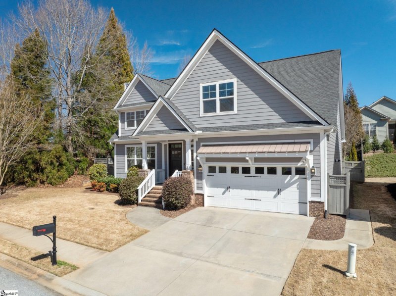 Property image 2 at 25 Palladio Drive, Greenville, SC 29617