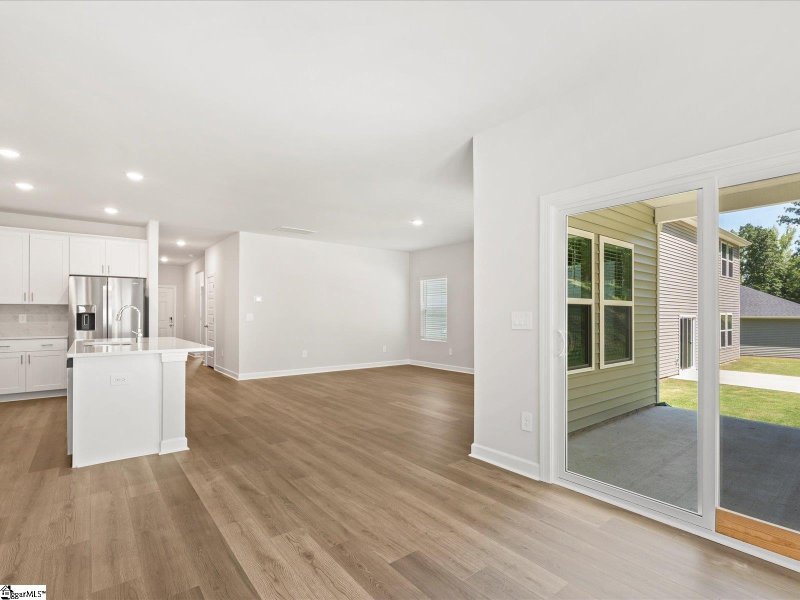 Property image 4 of 218 Merriweather Way in Holland Park, Spartanburg, SC 29302