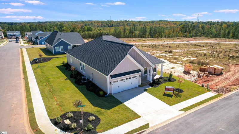 Property image 3 at 101 Currituck Drive, Greer, SC 29651