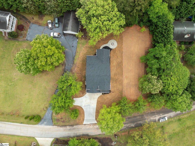 Property image 4 at 205 Fisherman Lane, Seneca, SC 29672