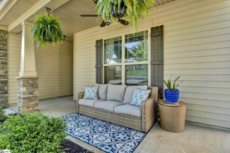 Property image 3 at 3 Leeds Court, Simpsonville, SC 29681