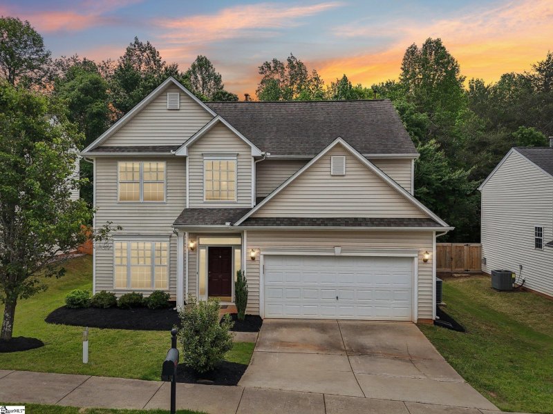 Property image 3 at 17 War Admiral Way, Greenville, SC 29617