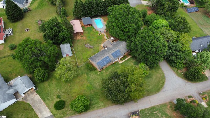 Property image 3 at 101 Patrick Court, Piedmont, SC 29673