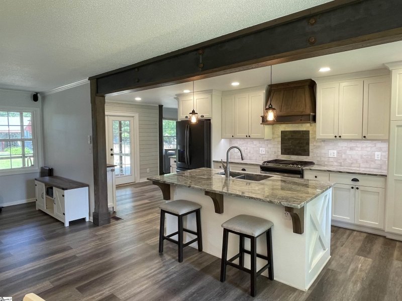 Property image 5 at 101 Patrick Court, Piedmont, SC 29673