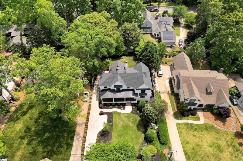 Property image 5 at 204 Sunset Drive, Greenville, SC 29605