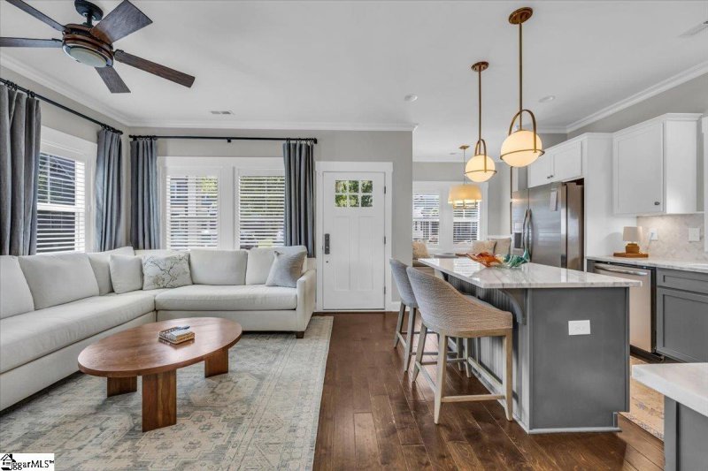 Property image 5 at 105 Greenridge Drive, Greenville, SC 29607