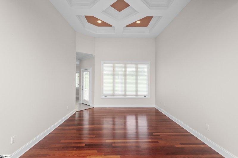 Property image 4 at 389 Crepe Myrtle Drive, Greer, SC 29651