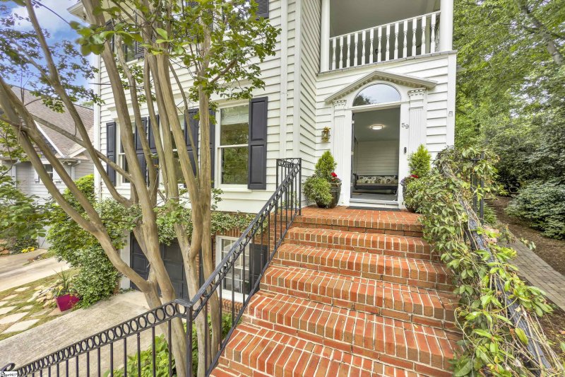 Property image 2 at 59 Rock Creek Drive, Greenville, SC 29605