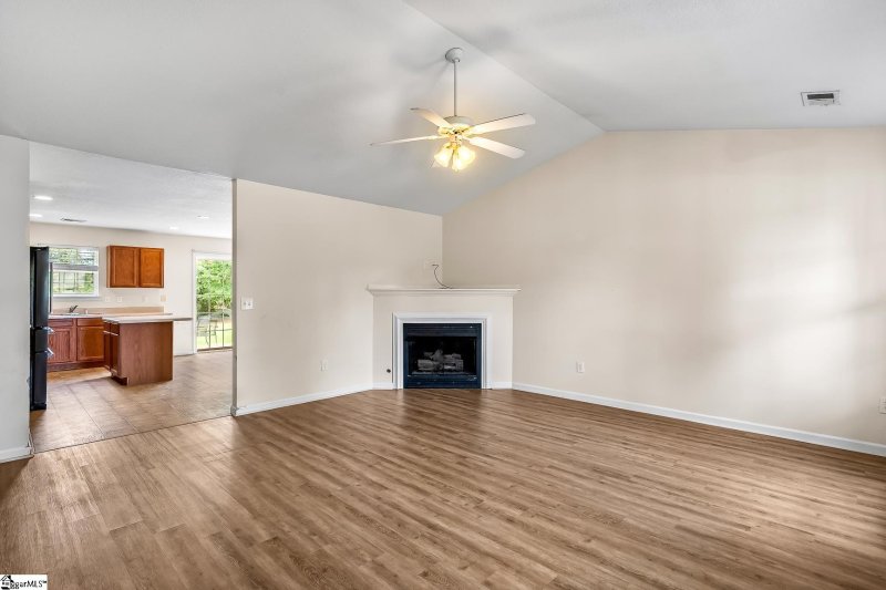 Property image 5 at 122 St James Court, Anderson, SC 29621