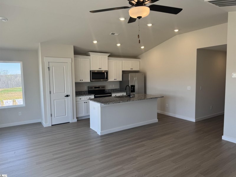 Property image 3 at 1220 Crested Iris Street, Moore, SC 29369