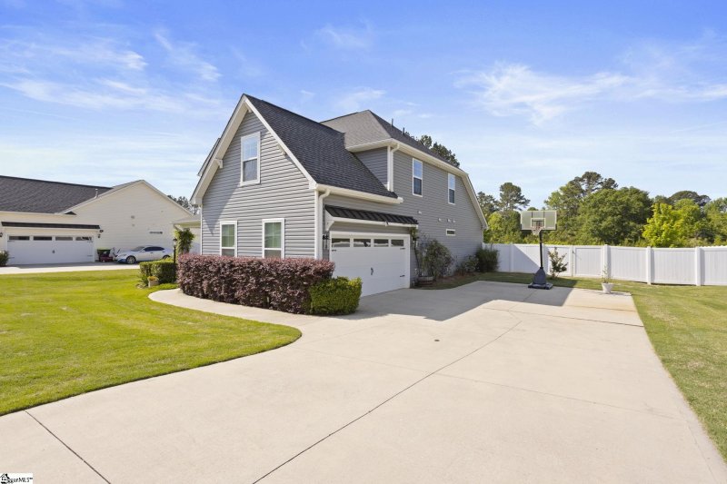 Property image 2 at 205 Arbor Woods Lane, Piedmont, SC 29673