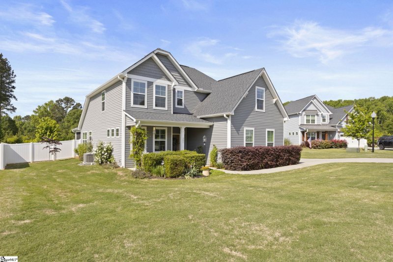 Property image 3 at 205 Arbor Woods Lane, Piedmont, SC 29673