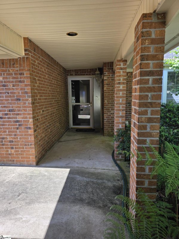 Property image 2 at 604 Dove Terrace, Greenville, SC 29605