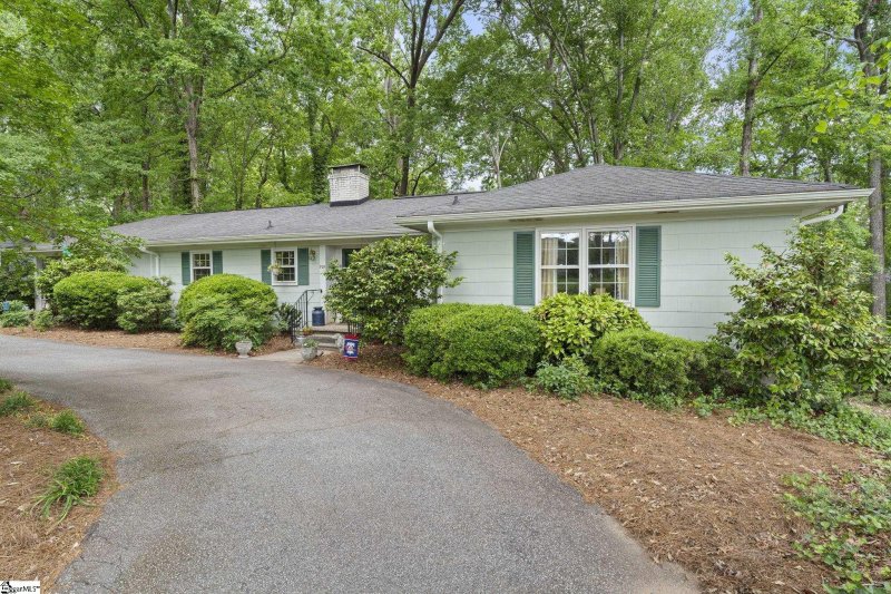 Property image 3 at 908 Brentwood Drive, Spartanburg, SC 29302