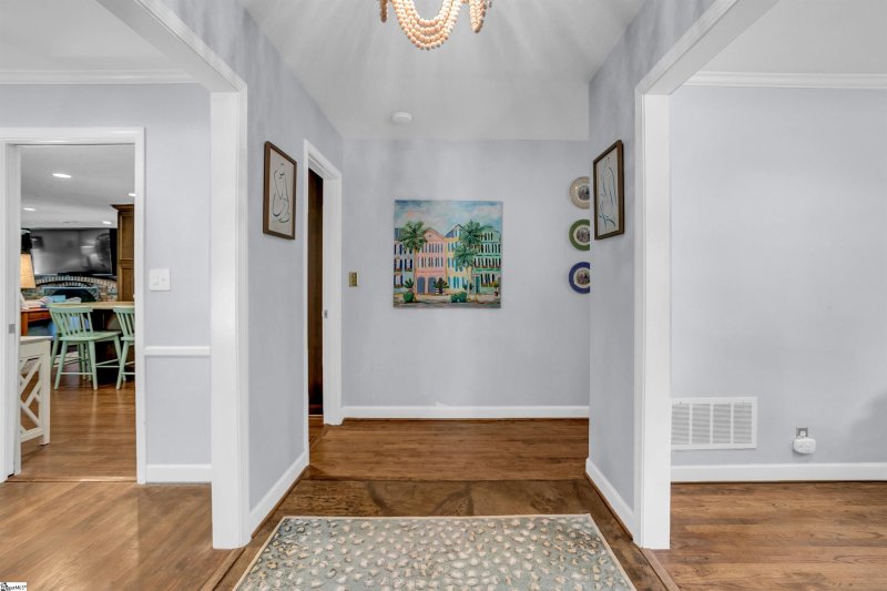 Property image 3 at 285 Henderson Road, Greenville, SC 29607