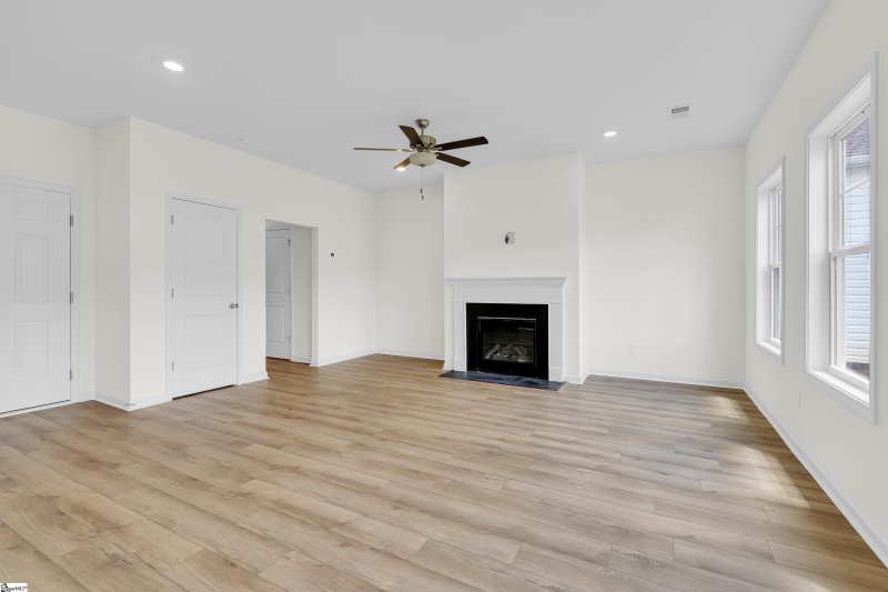 Property image 5 at 205 Brown Circle, Easley, SC 29642