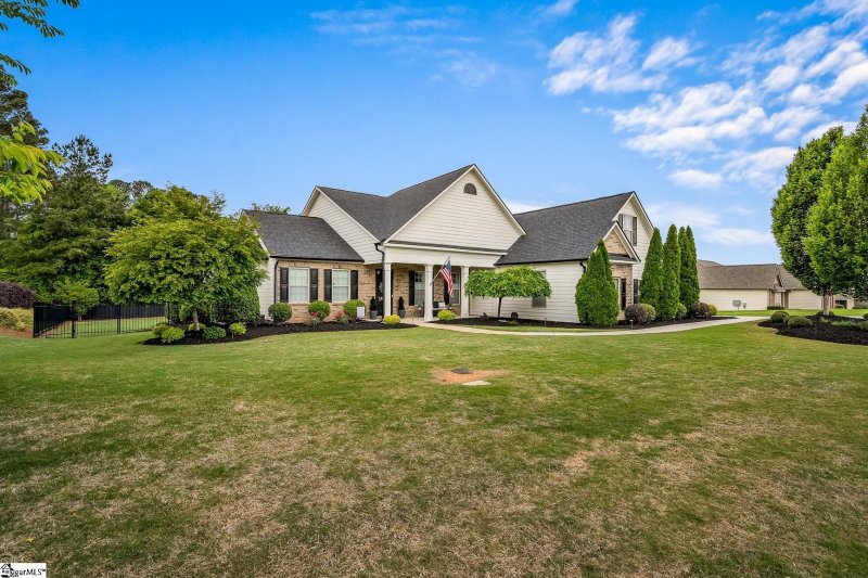 Property image 3 at 1001 Hillcrest Court, Anderson, SC 29621