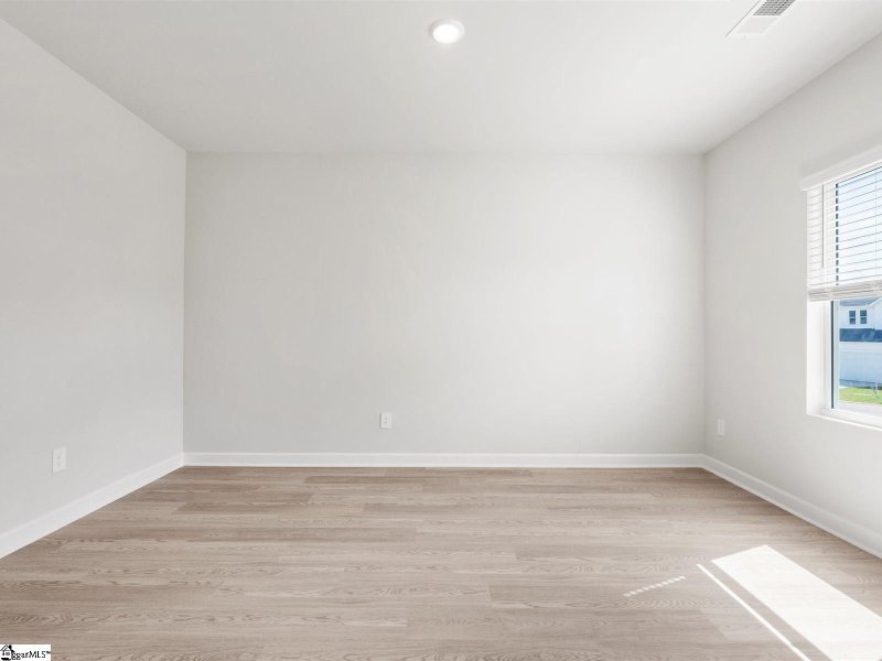 Property image 4 at 520 Cozy Bluff Road, Spartanburg, SC 29301