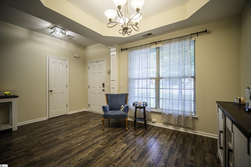 Property image 2 at 20 Killarney Lane, Greer, SC 29650