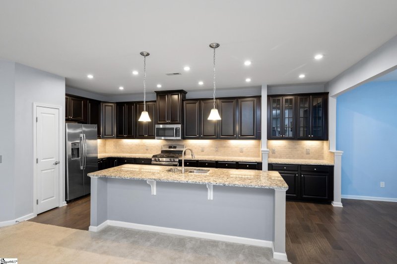 Property image 4 at 808 Silverwood Way, Simpsonville, SC 29681