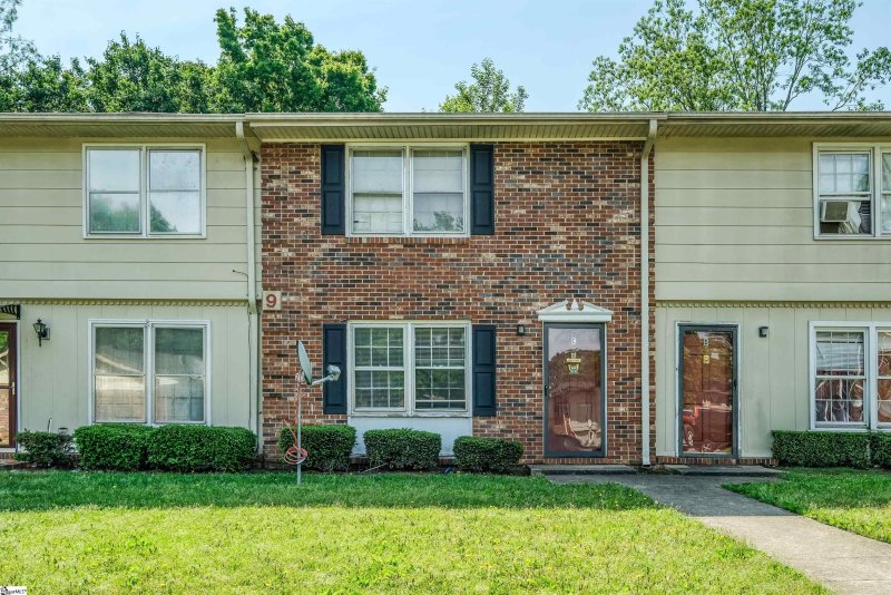 6526 White Horse Road