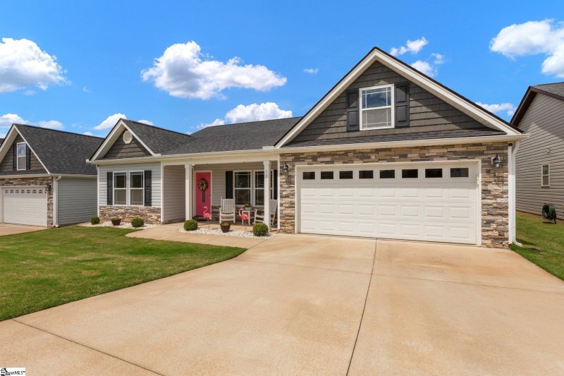 Property image 3 at 301 Highland Springs Loop, Inman, SC 29349